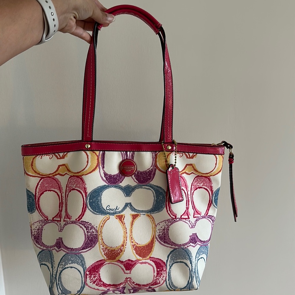 Fun vintage small Coach purse tote or shoulder bag style